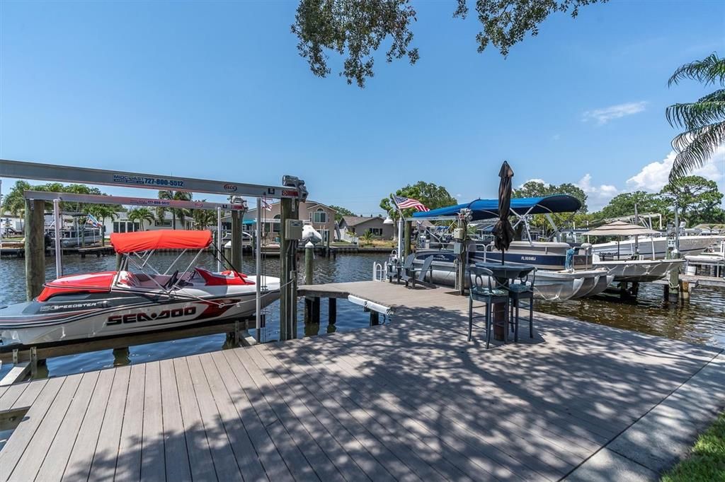 For Sale: $1,299,900 (3 beds, 2 baths, 2800 Square Feet)