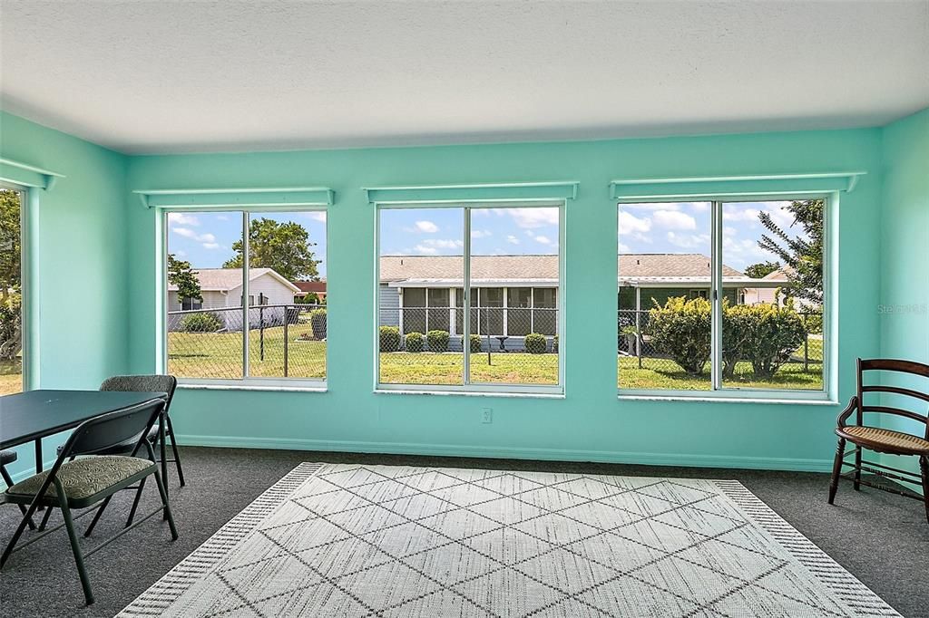 Climate-controlled sunroom