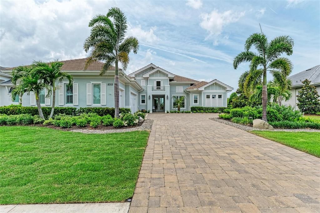 Active With Contract: $2,195,000 (3 beds, 3 baths, 3138 Square Feet)