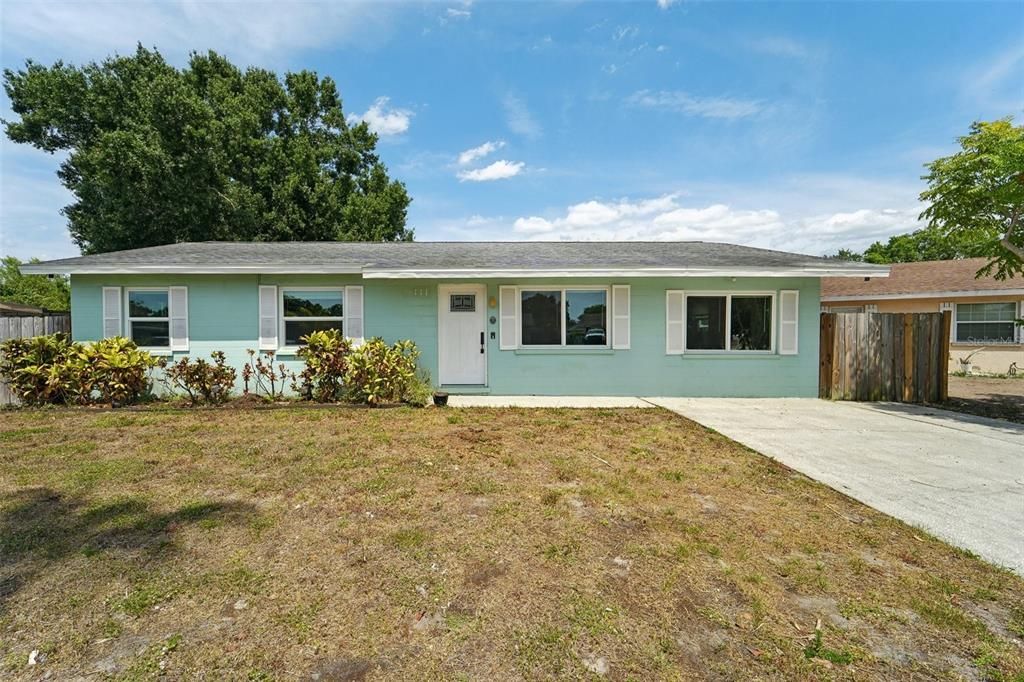 Recently Sold: $315,000 (3 beds, 1 baths, 1323 Square Feet)