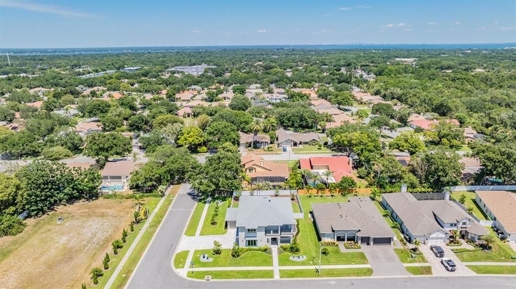 Active With Contract: $1,895,000 (5 beds, 5 baths, 4351 Square Feet)