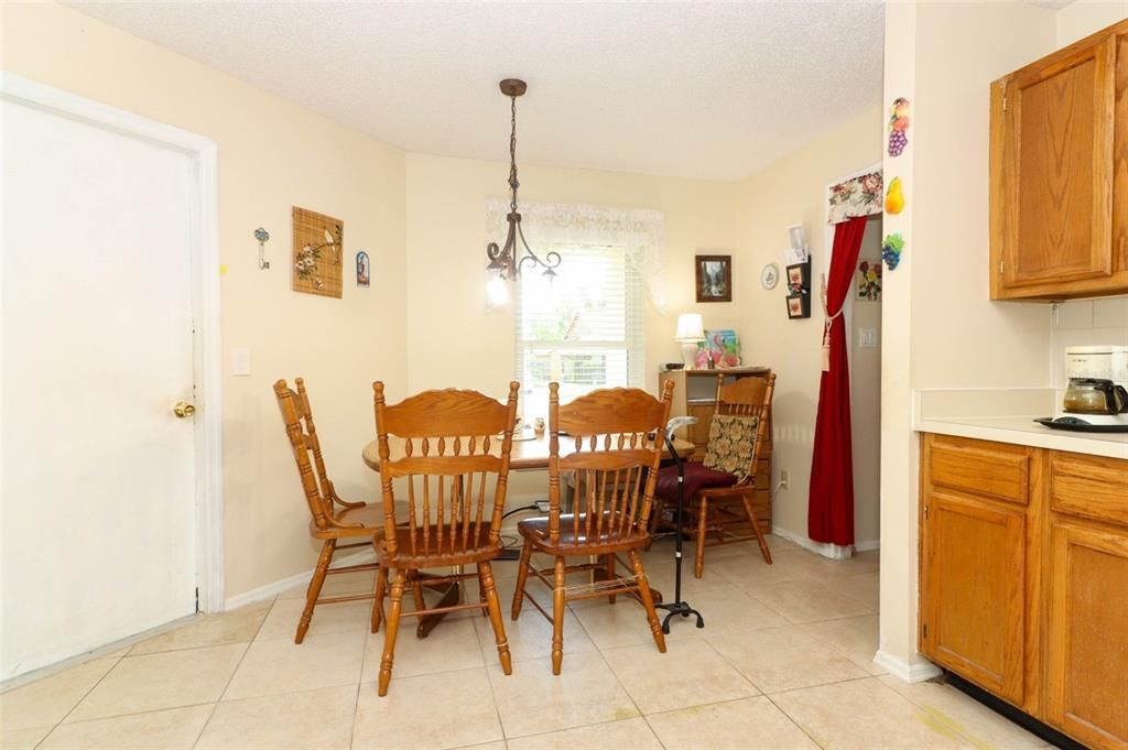 Active With Contract: $386,000 (4 beds, 2 baths, 2012 Square Feet)