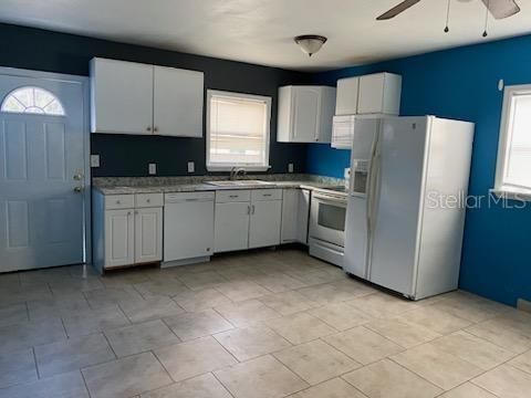 Kitchen/Dining room combo