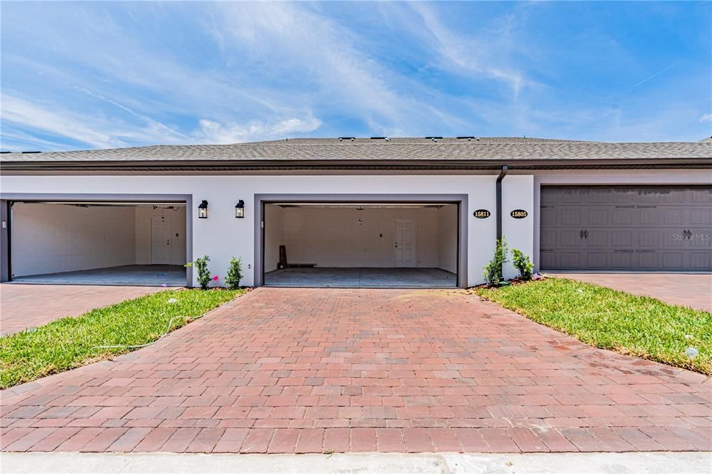 Active With Contract: $2,600 (3 beds, 2 baths, 1691 Square Feet)