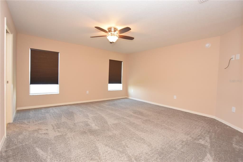 Active With Contract: $2,150 (4 beds, 2 baths, 1716 Square Feet)