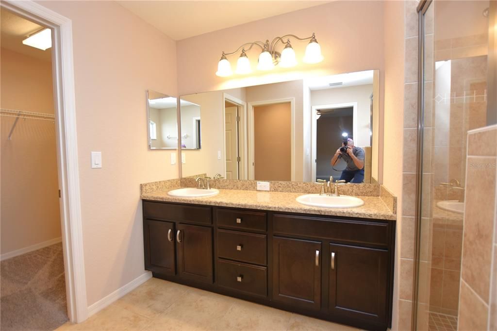 Active With Contract: $2,150 (4 beds, 2 baths, 1716 Square Feet)