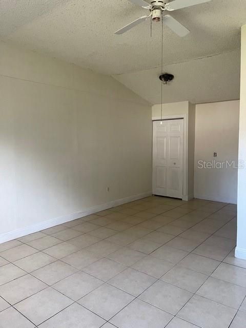 For Rent: $1,395 (2 beds, 1 baths, 840 Square Feet)