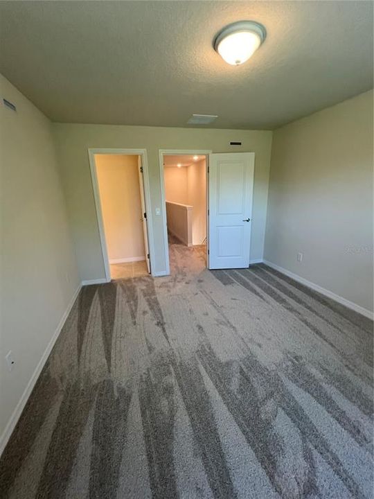 For Rent: $2,390 (3 beds, 2 baths, 1699 Square Feet)