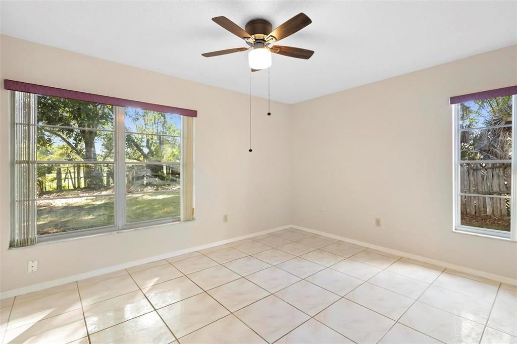 Active With Contract: $369,900 (3 beds, 2 baths, 1557 Square Feet)