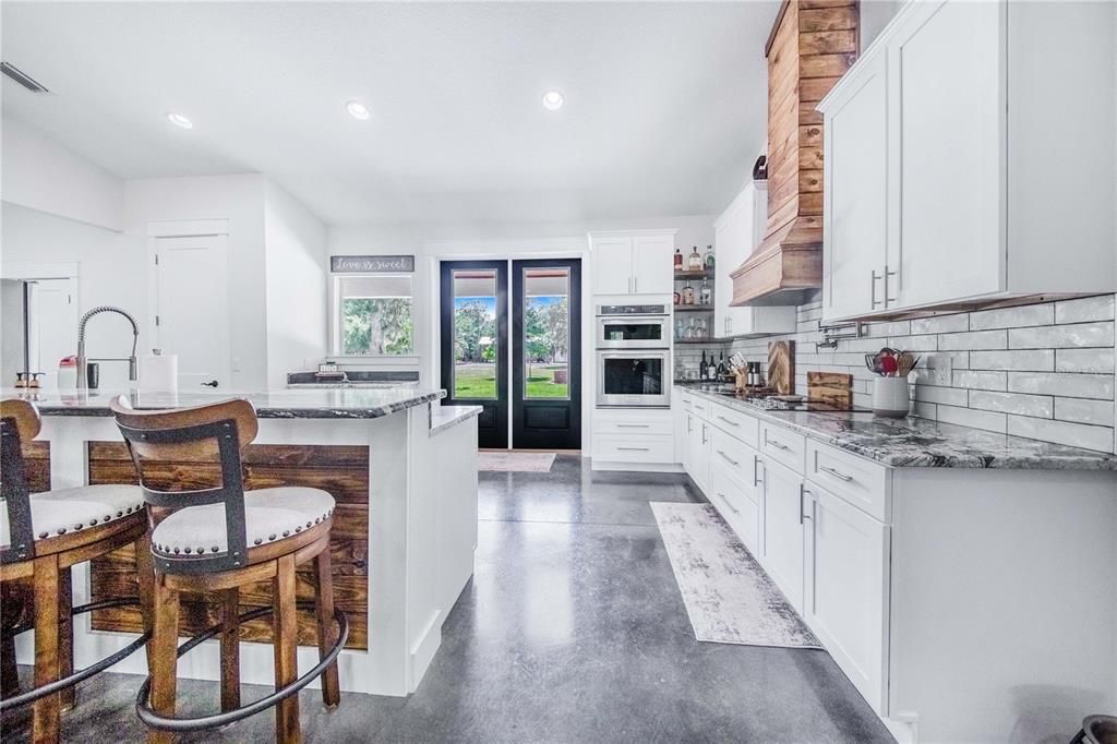 En Venta: $714,899 (3 camas, 2 baños, 1936 Pies cuadrados)