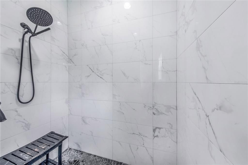 En Venta: $714,899 (3 camas, 2 baños, 1936 Pies cuadrados)