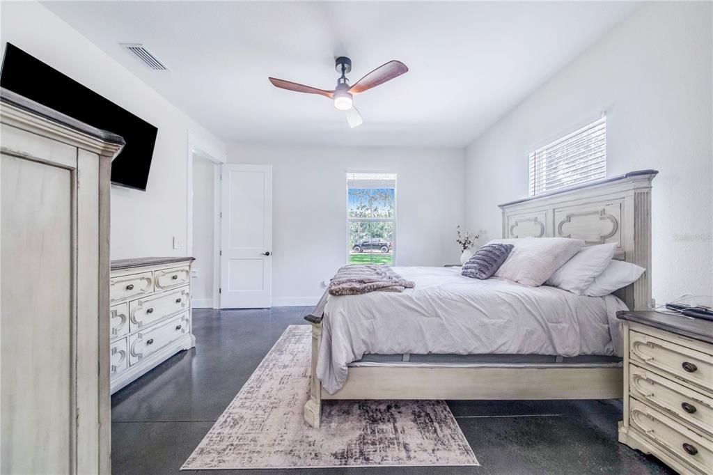 En Venta: $714,899 (3 camas, 2 baños, 1936 Pies cuadrados)