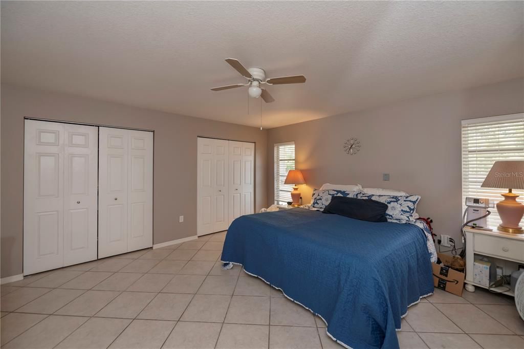 For Sale: $399,990 (3 beds, 2 baths, 1696 Square Feet)