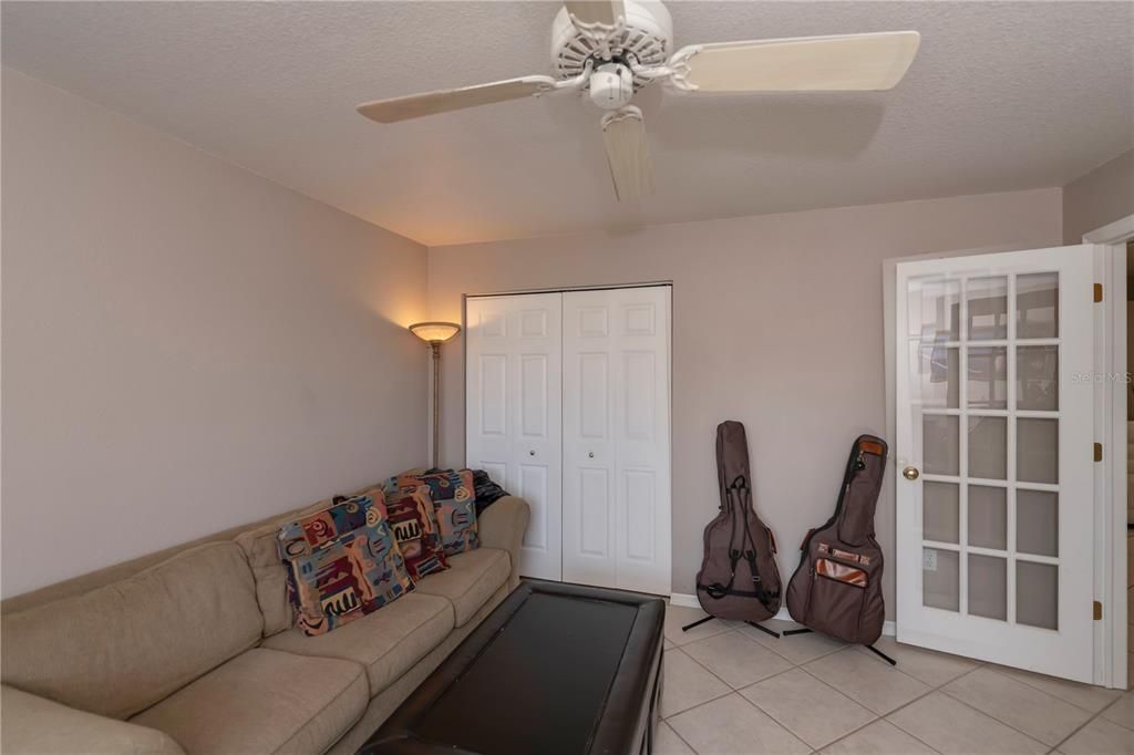 For Sale: $399,990 (3 beds, 2 baths, 1696 Square Feet)