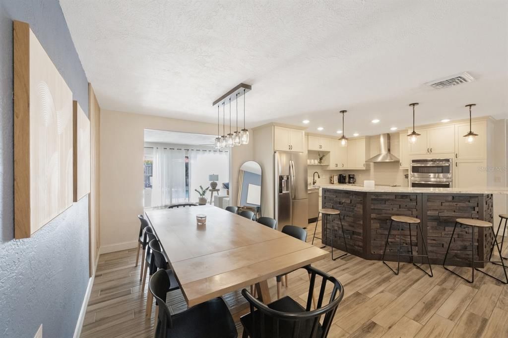 Active With Contract: $724,900 (4 beds, 2 baths, 2080 Square Feet)