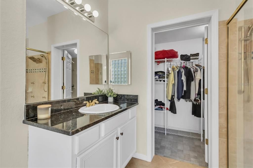 owners bath sink 2 /closet is huge, wraps around