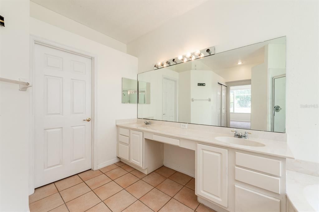 Active With Contract: $450,000 (4 beds, 3 baths, 2249 Square Feet)