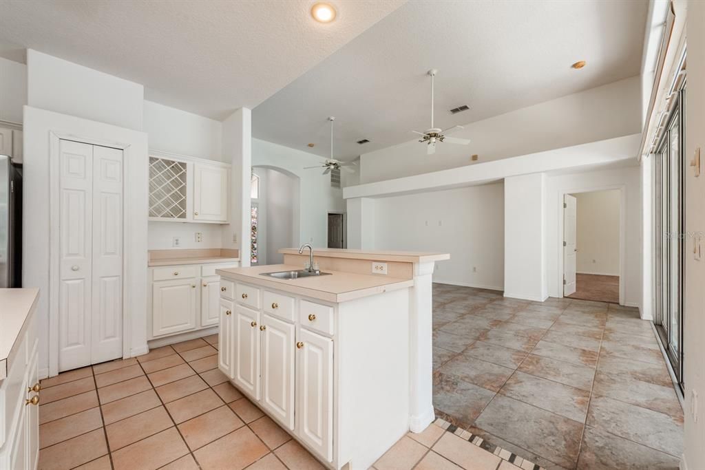 Active With Contract: $450,000 (4 beds, 3 baths, 2249 Square Feet)