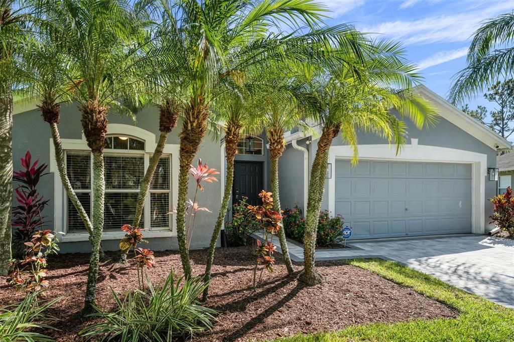 Recently Sold: $725,000 (4 beds, 2 baths, 2014 Square Feet)