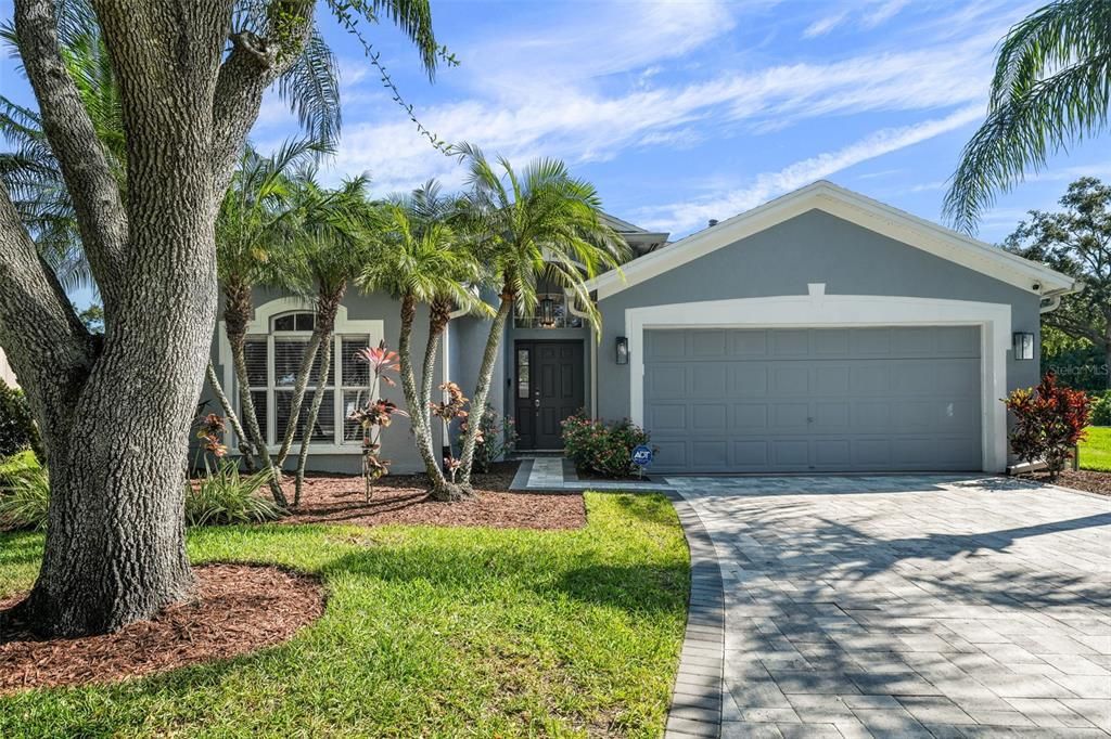 Recently Sold: $725,000 (4 beds, 2 baths, 2014 Square Feet)