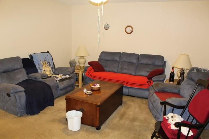 For Sale: $128,000 (2 beds, 1 baths, 1054 Square Feet)