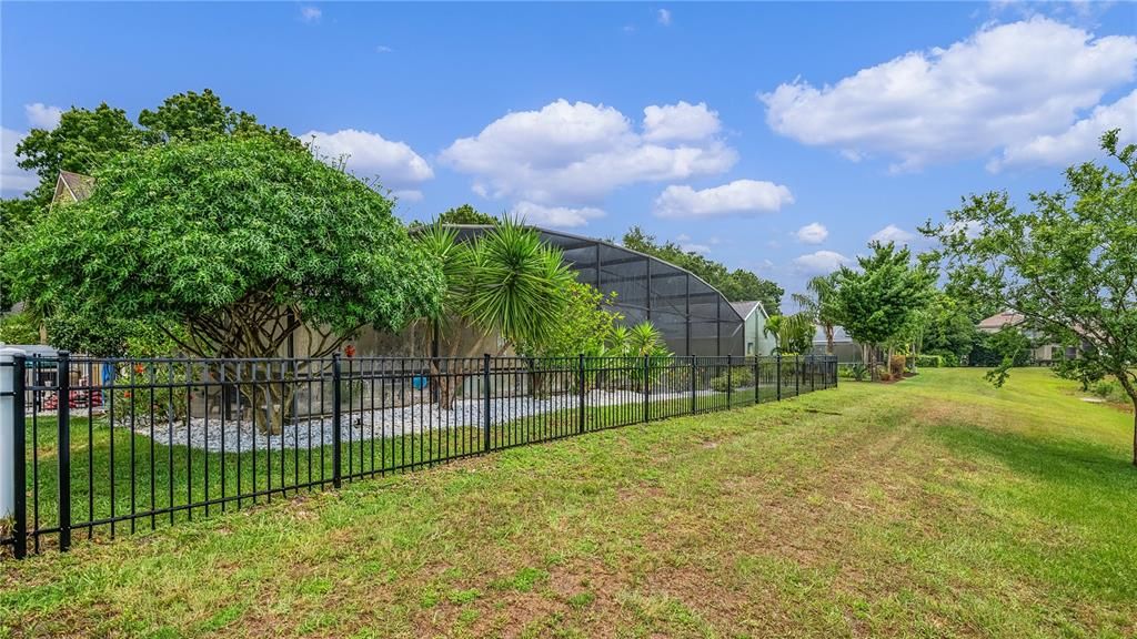 Active With Contract: $600,000 (4 beds, 3 baths, 2285 Square Feet)