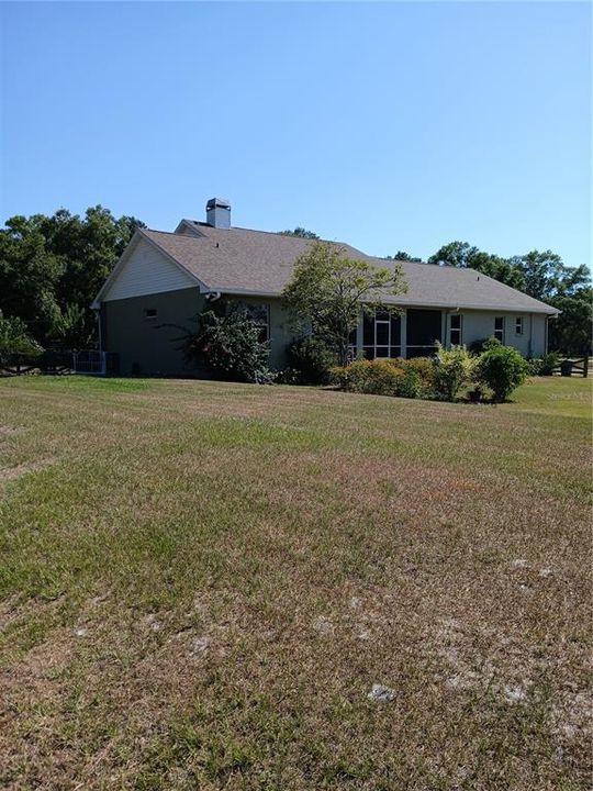 Active With Contract: $549,500 (4 beds, 2 baths, 2121 Square Feet)