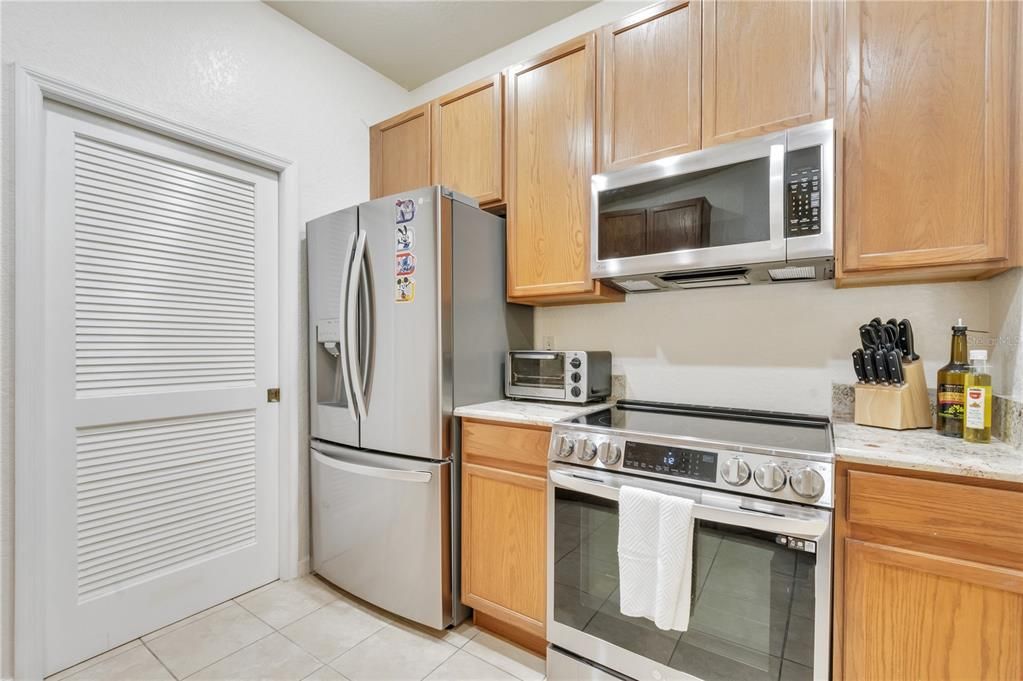 For Sale: $279,500 (3 beds, 2 baths, 1495 Square Feet)