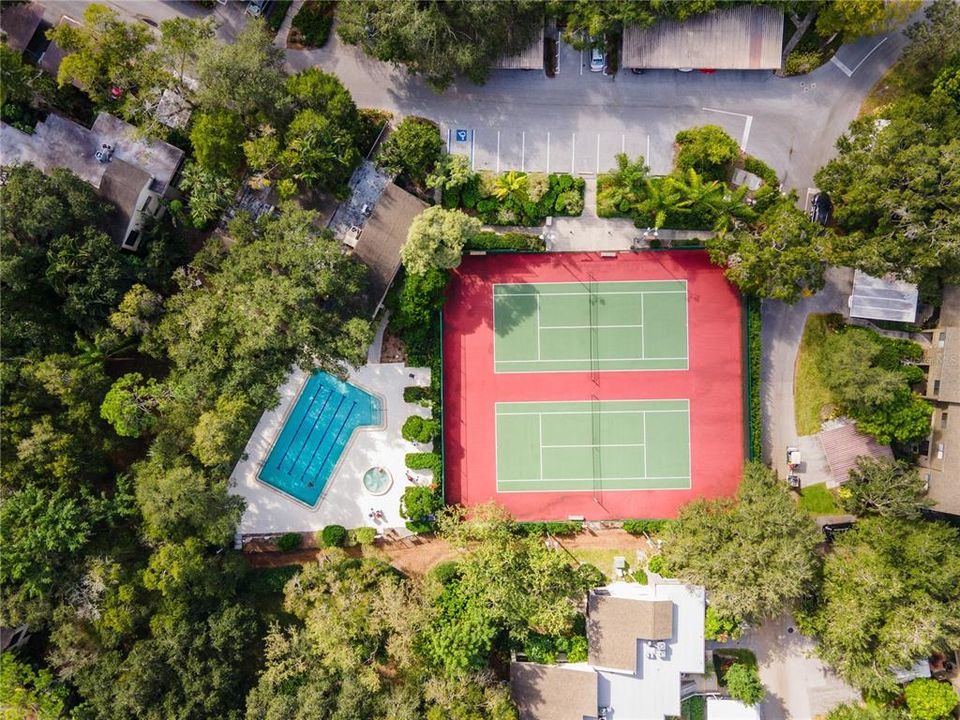 Overview of tennis Tennis courts and harbor lap pool