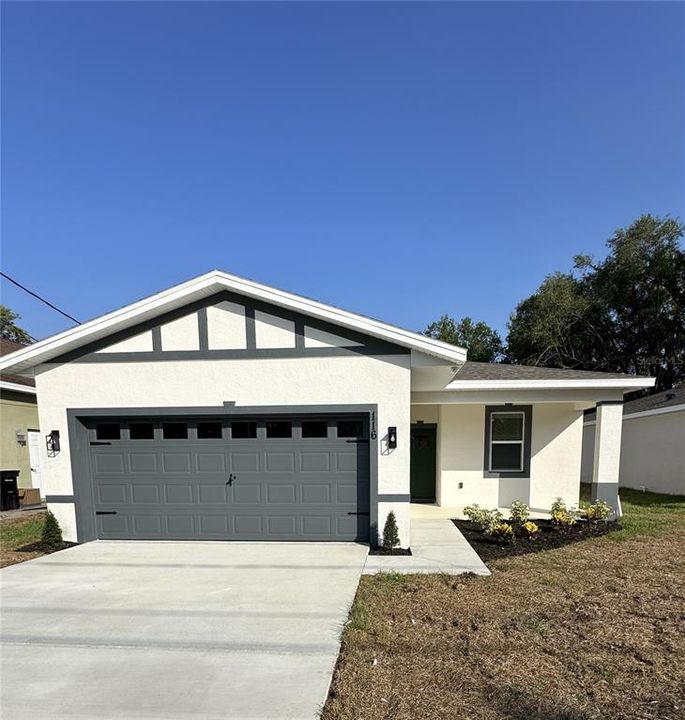 Recently Sold: $299,999 (3 beds, 2 baths, 1603 Square Feet)