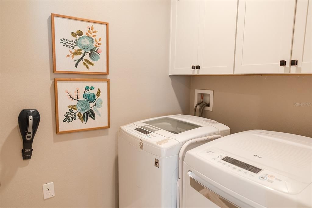 Hallway to Laundry room