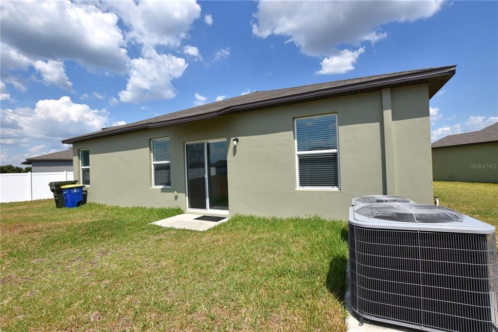 Active With Contract: $2,550 (5 beds, 2 baths, 2896 Square Feet)