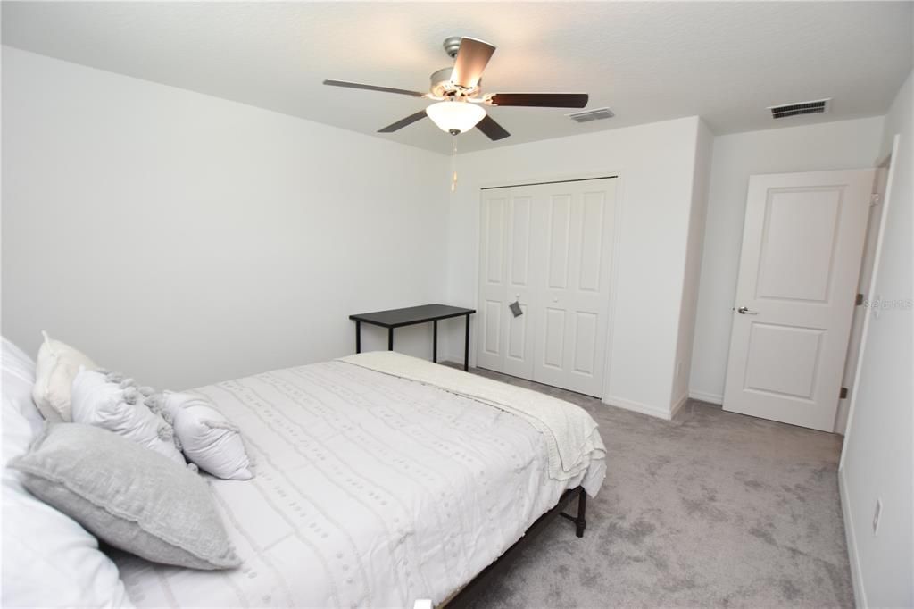 Active With Contract: $2,550 (5 beds, 2 baths, 2896 Square Feet)