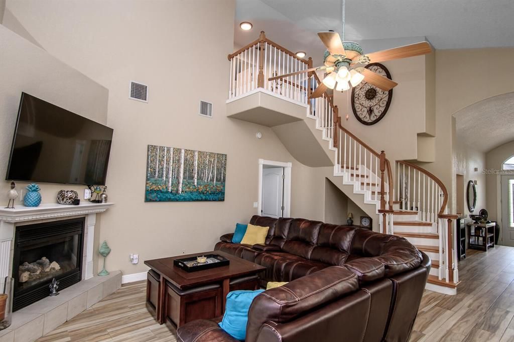 Active With Contract: $540,000 (4 beds, 3 baths, 2443 Square Feet)