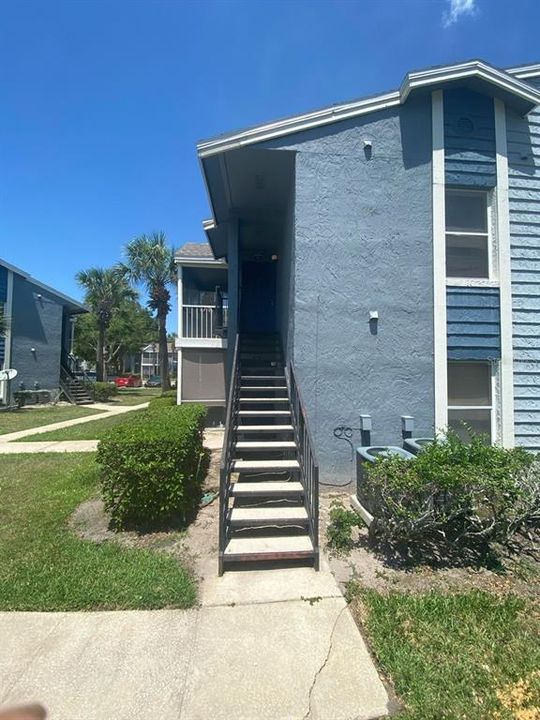 For Rent: $1,500 (2 beds, 2 baths, 910 Square Feet)