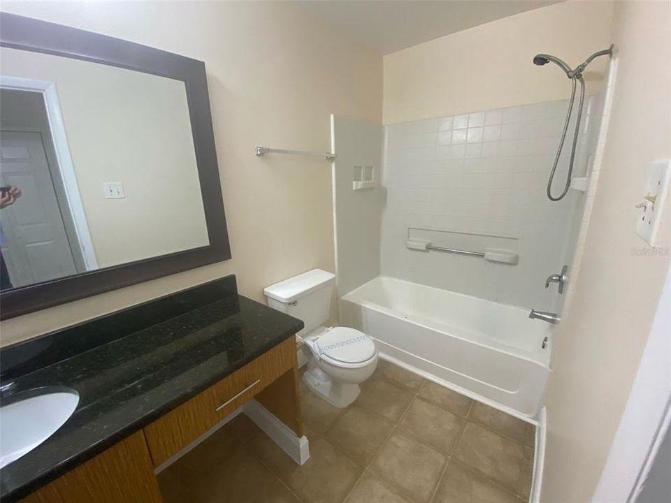 В аренду: $1,500 (2 спален, 2 ванн, 910 Квадратных фут)