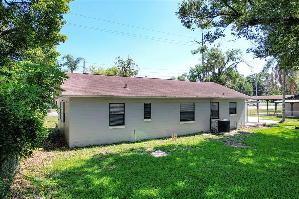 Active With Contract: $345,000 (4 beds, 2 baths, 1762 Square Feet)