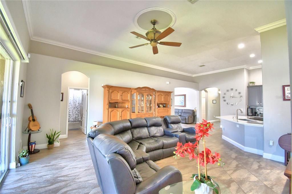 Active With Contract: $495,000 (4 beds, 3 baths, 2133 Square Feet)