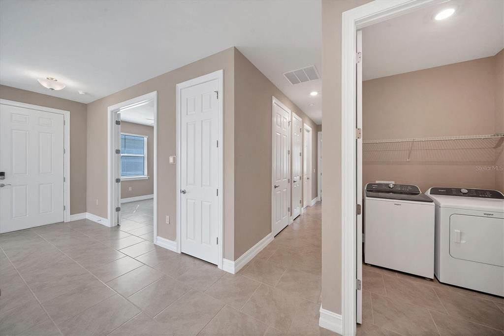 Active With Contract: $2,500 (2 beds, 2 baths, 1503 Square Feet)