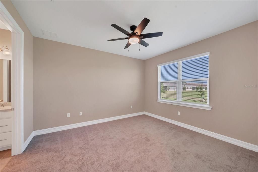 Active With Contract: $2,500 (2 beds, 2 baths, 1503 Square Feet)