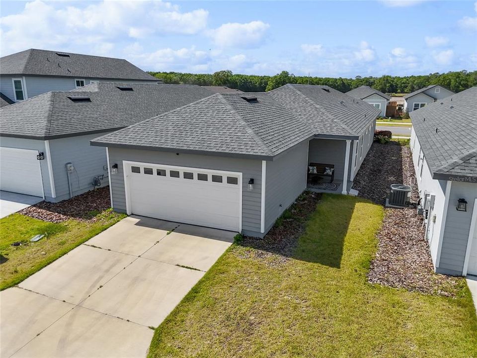 For Sale: $416,000 (3 beds, 2 baths, 1728 Square Feet)