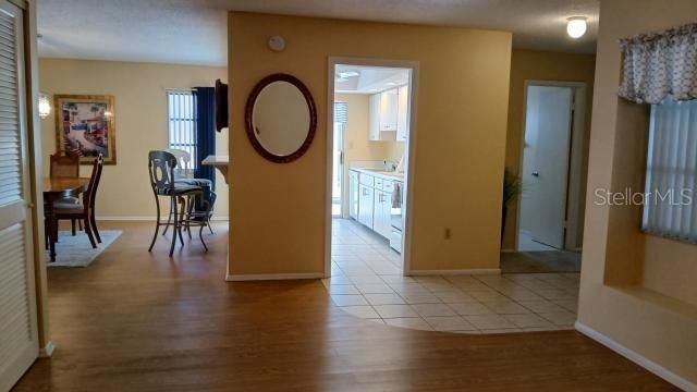 For Sale: $189,900 (2 beds, 2 baths, 1545 Square Feet)