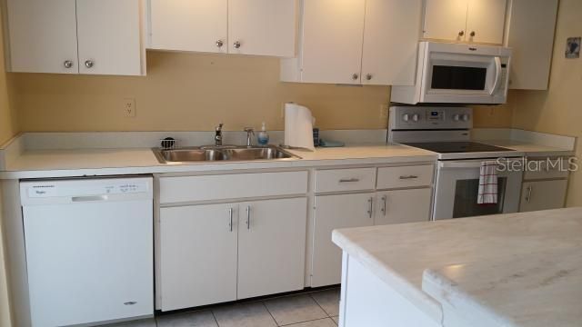 For Sale: $189,900 (2 beds, 2 baths, 1545 Square Feet)