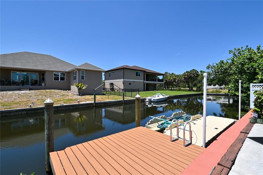 For Sale: $863,000 (2 beds, 2 baths, 1325 Square Feet)