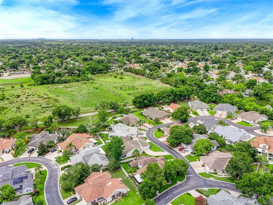 Active With Contract: $310,000 (2 beds, 2 baths, 1262 Square Feet)