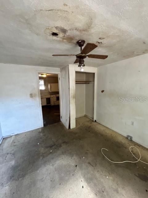 For Sale: $180,000 (3 beds, 1 baths, 1118 Square Feet)