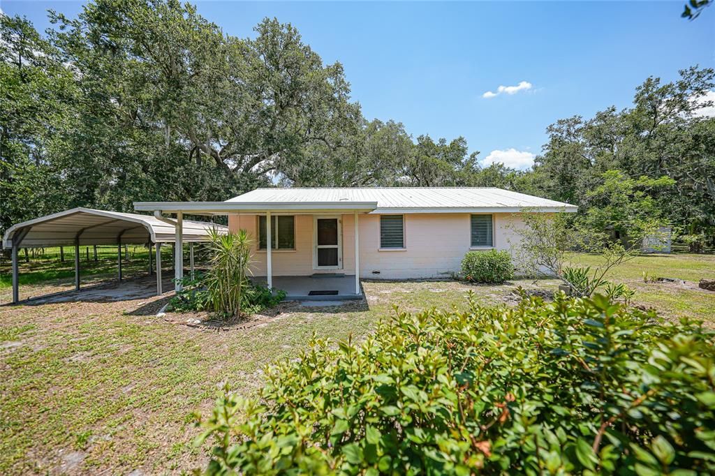 Recently Sold: $220,000 (3 beds, 1 baths, 1200 Square Feet)