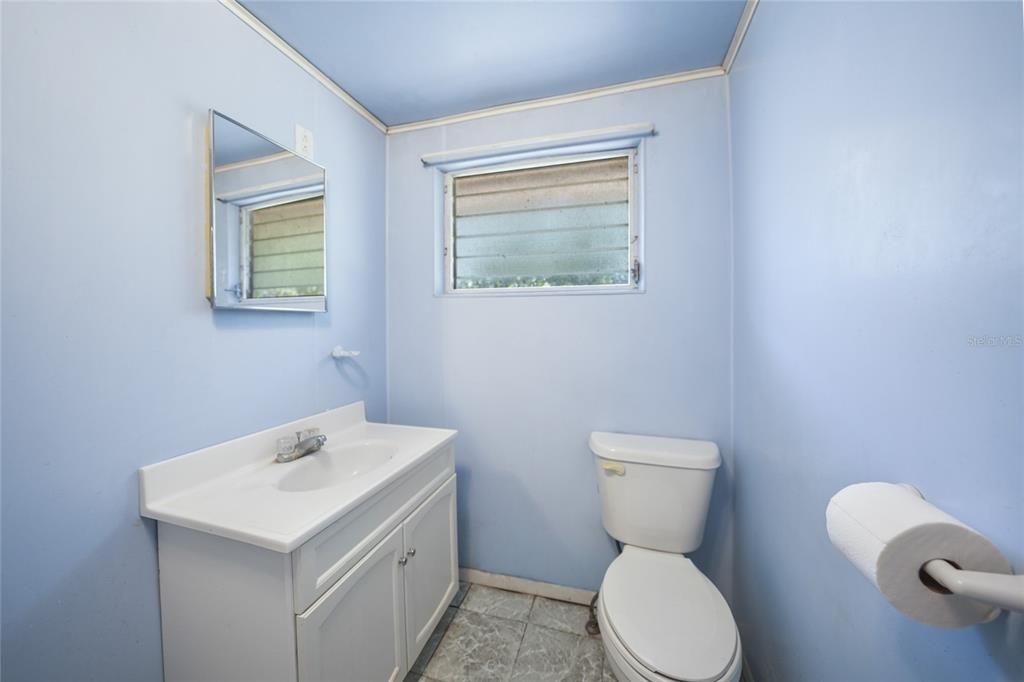 For Sale: $220,000 (3 beds, 1 baths, 1200 Square Feet)