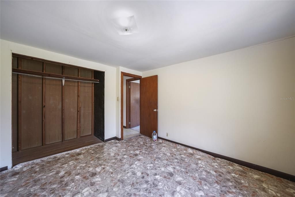 For Sale: $220,000 (3 beds, 1 baths, 1200 Square Feet)