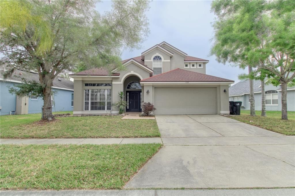 Recently Rented: $2,895 (4 beds, 2 baths, 2353 Square Feet)